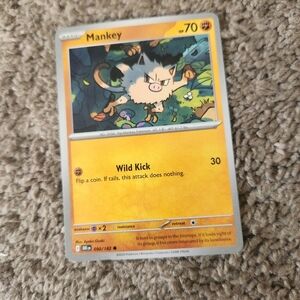 Pokemon MANKEY 090/182 - Destined Rivals -  Rev Holo - MINT